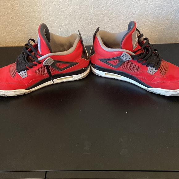Toro bravo red jordan retro 4 - Picture 2 of 6